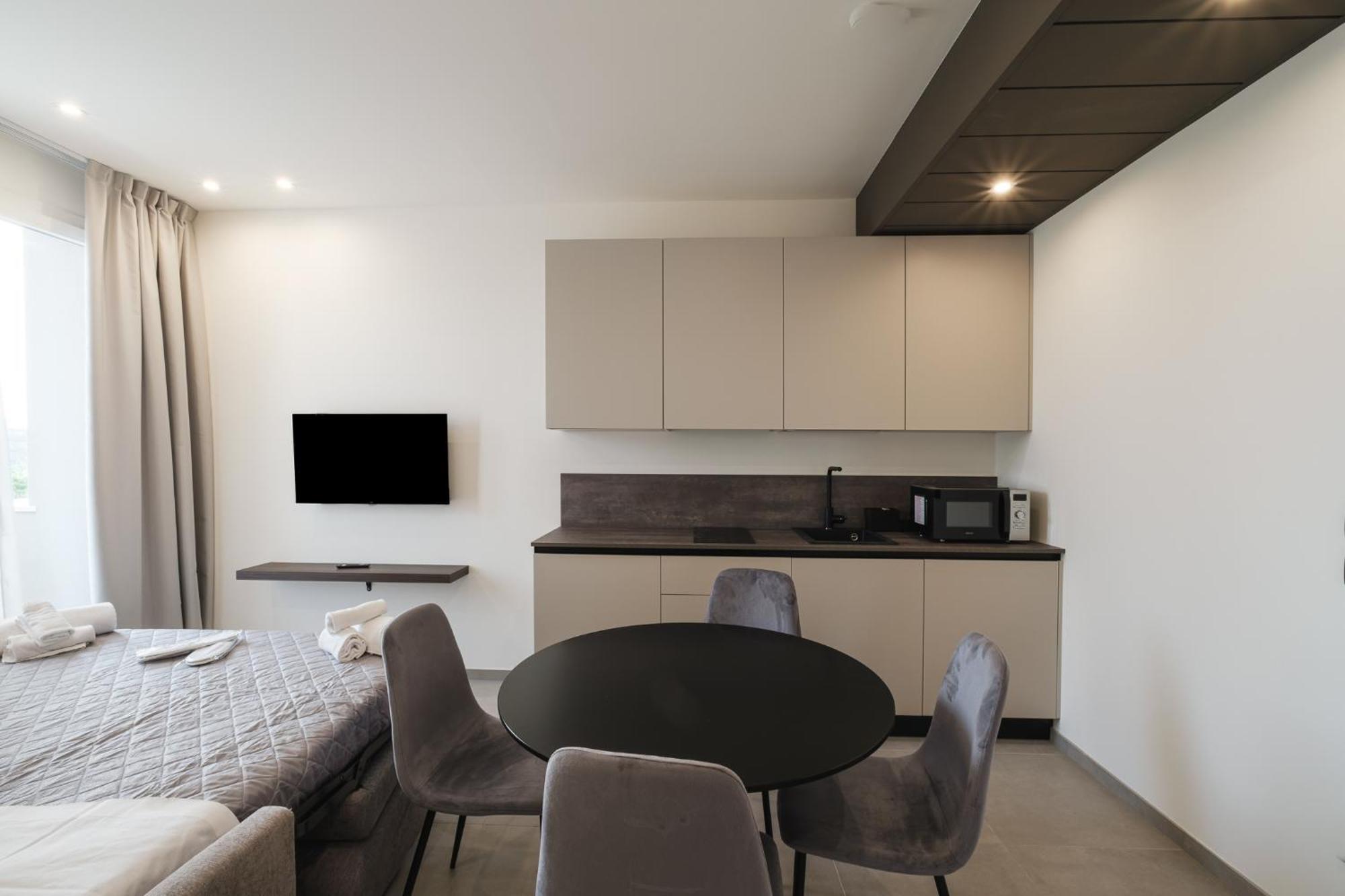 Residence Goldoni6 Suite Apartment Rimini Eksteriør billede