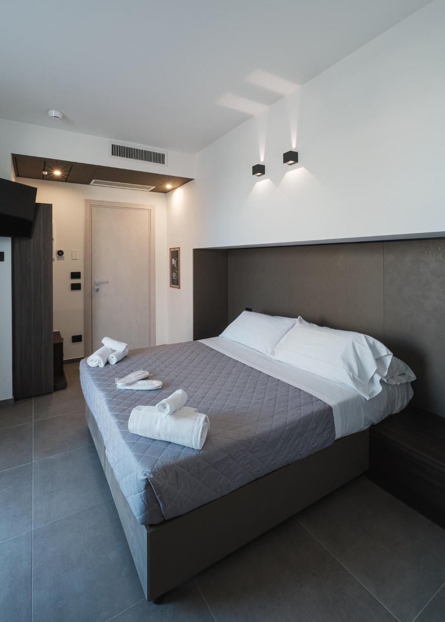 Residence Goldoni6 Suite Apartment Rimini Eksteriør billede
